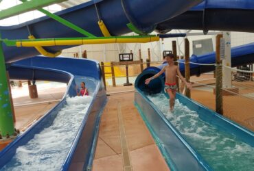 حديقة ويفز المائية الداخلية – مدينة شلالات نياجرا